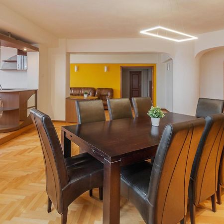 Scala Flat Leilighet Oradea Eksteriør bilde